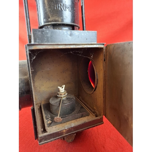 172 - Vintage BR signal lamp in black with double bulls eye lenses in red. Height 50cm Width 31cm.