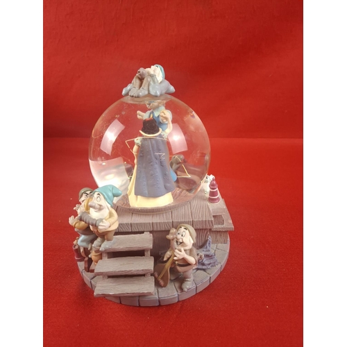 282 - Official Walt Disney Snow White musical globe. Plays 