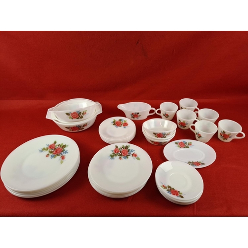 305 - Pyrex vintage Cottage Rose dinner service