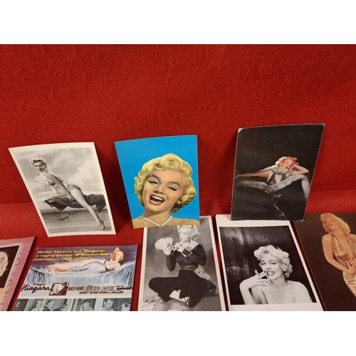 362 - Collection of Marylin Munroe postcards