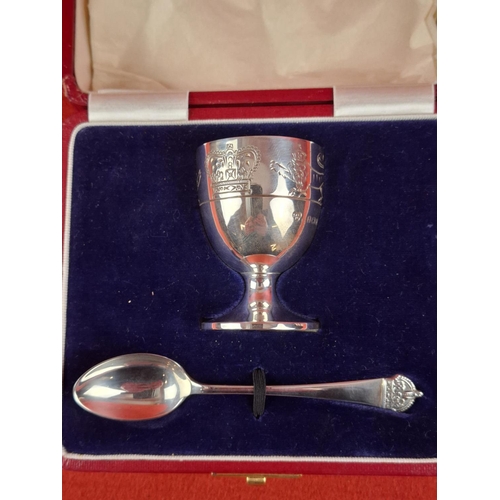 68 - Silver hallmarked egg cup and spoon in presentation box