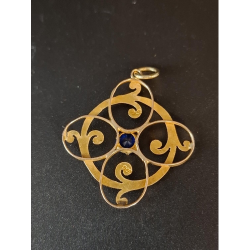 12 - 9ct gold pendant 1.9 grams