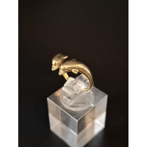 16 - 14 ct gold dolphin ring 2.4 grams size K