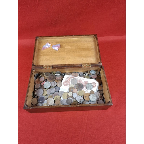 193 - Box of mixed coins