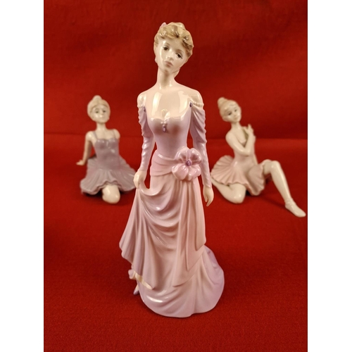 239 - 5 figurines 1x Gobel figurine