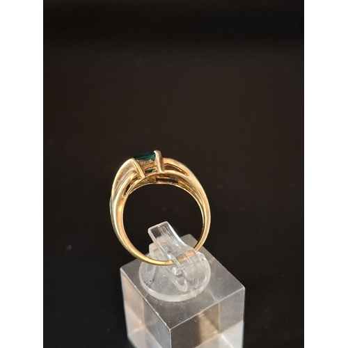 3 - 9ct gold ladies ring 3.9 grams size O