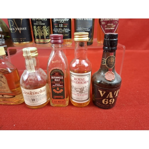 20 x Collectible Vintage mixed Whisky miniature bottles