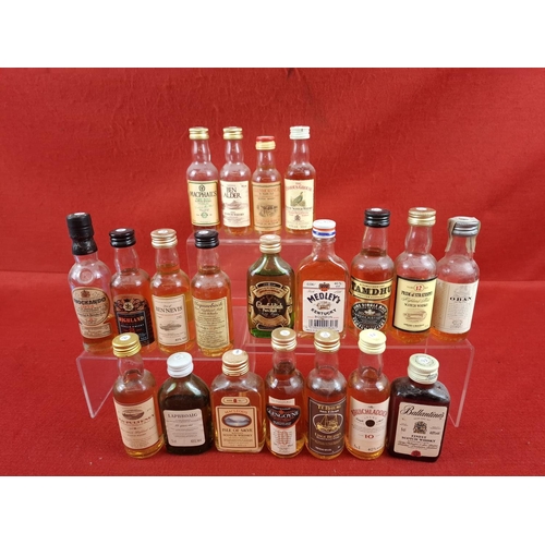 20 x Collectible Vintage mixed Whisky miniature bottles