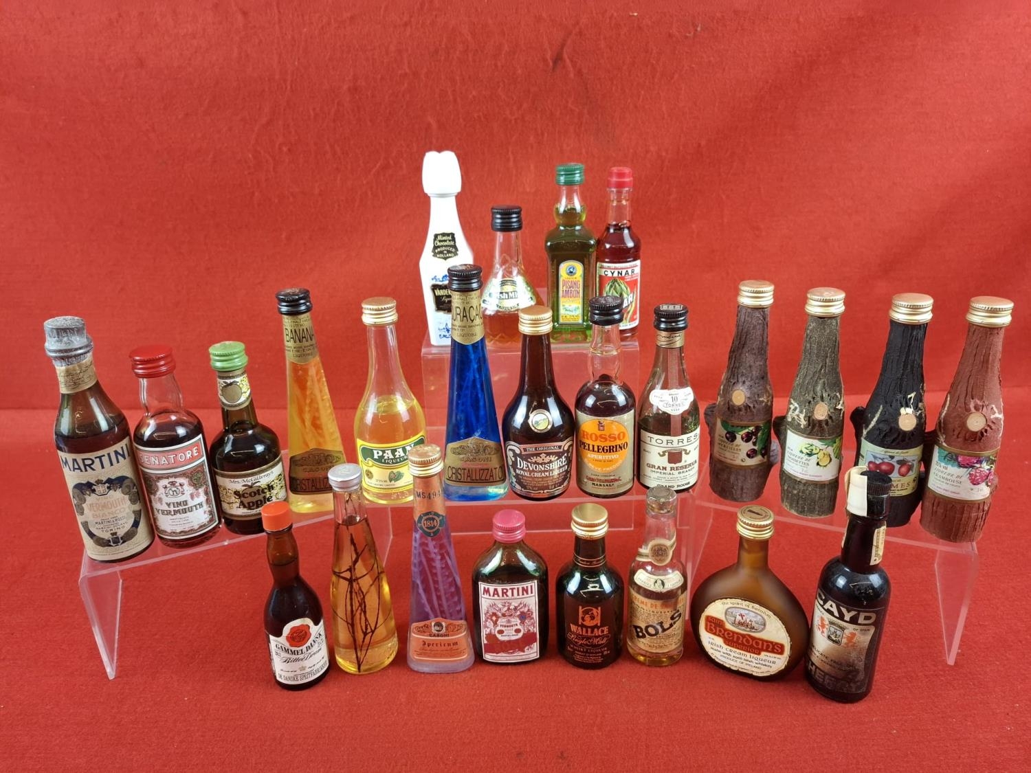 25 x Collectible Vintage mixed Liquer miniature bottles