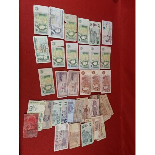 118 - Collection of various banknotes incuding COIN serial number Ten Shilling note