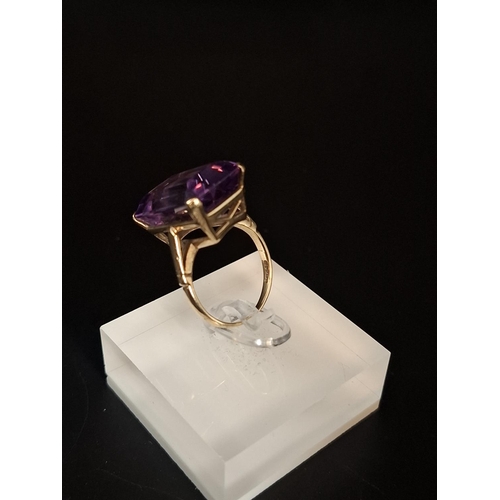71 - 9ct gold ring size K 6.1 grams