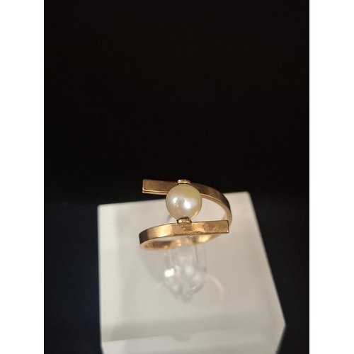 81 - 18ct gold Egyptian ring size M 3.8 grams