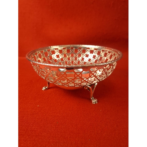 88 - Silver hallmarked bonbon dish 337 grams Birmingham 1908