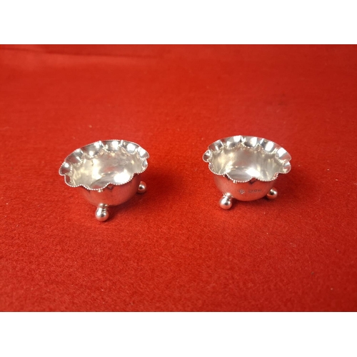 89 - Silver hallmarked salts 28 grams London 1903