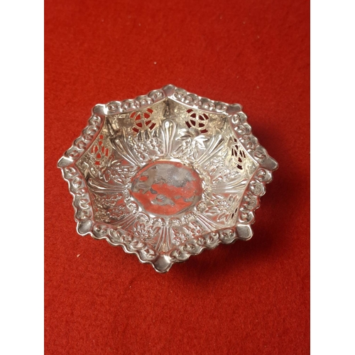 93 - Silver hallmarked ornate dish 29 grams london