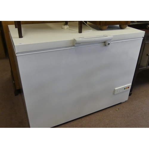 301 - Siemens Comfort Plus Chest Freezer