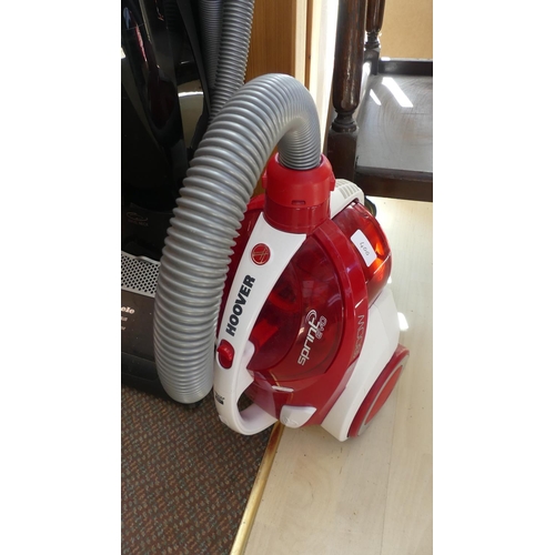 400 - Hoover Cylinder Vacuum