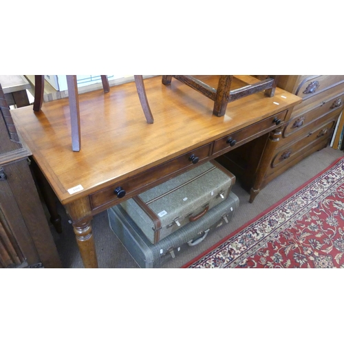 1108 - Vic Mahogany Side Table with 2 Drawers