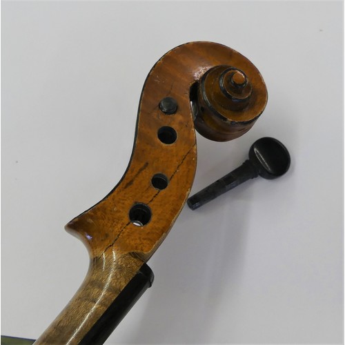 559 - Childs Violin & Bow in Fitted Case - body size 12 1/2 inches.