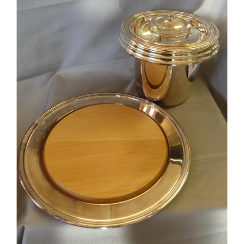 EP Ice Bucket & Cutting Board.