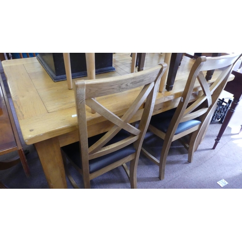 168 - Oak Extending Dining Table with 2 Leafs