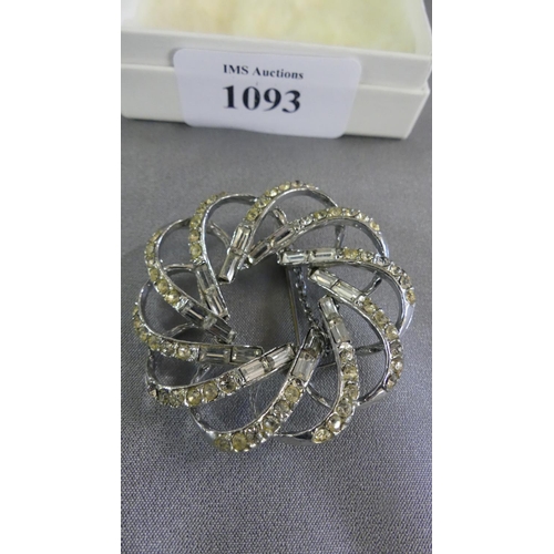 Lot 1093      