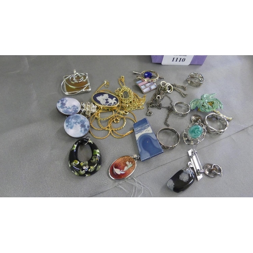 Lot 1110      
