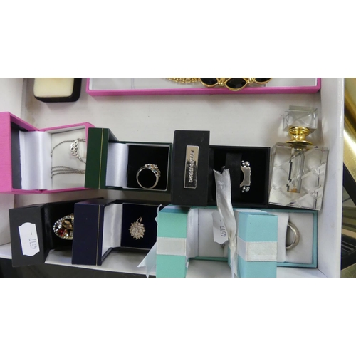 Lot 1115      