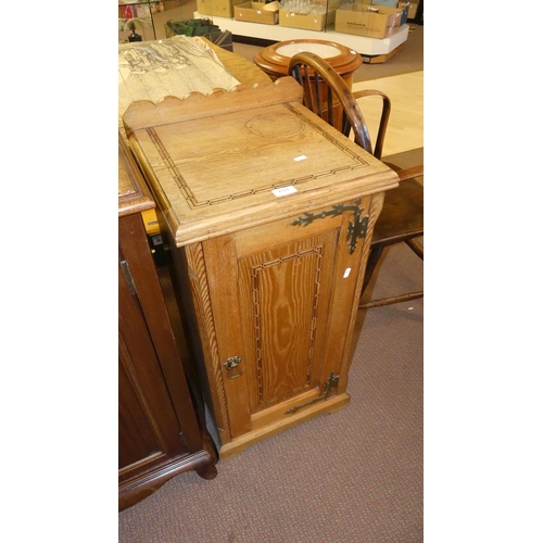 1223 - Edwardian Inlaid Oak Pot Cupboard.