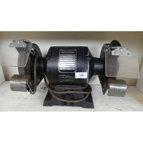 108 - Black & Decker Bench Grinder