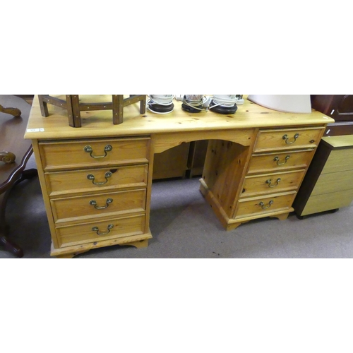 194 - Pine Dressing Table