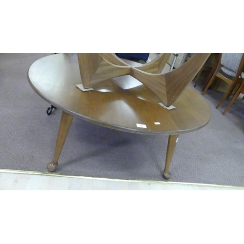 225 - Round 102cm 1950's Coffee Table by Heywood of Wakefield