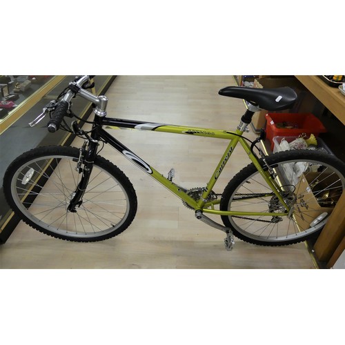 389 - Men's Carrera Gryphon Mountain Bike