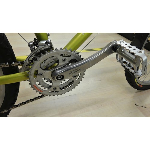 389 - Men's Carrera Gryphon Mountain Bike