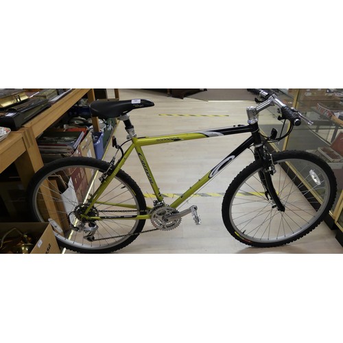 389 - Men's Carrera Gryphon Mountain Bike