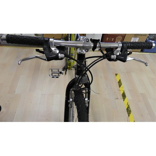 389 - Men's Carrera Gryphon Mountain Bike