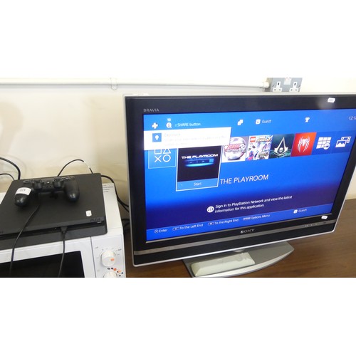 223 - Playstation 4 with 1 Control