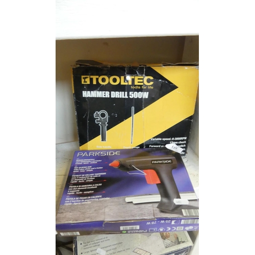 125 - Glue Gun& Hammer Drill