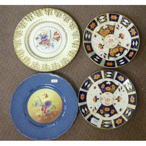 575 - 4 x Decorative Cabinet Plates