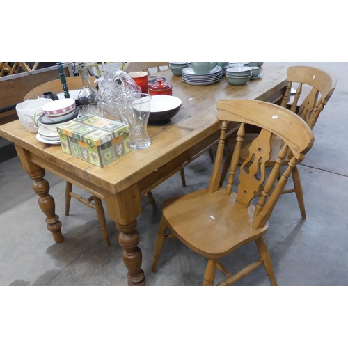 212 - Pine Farmhouse Dining Table and 4 Chairs