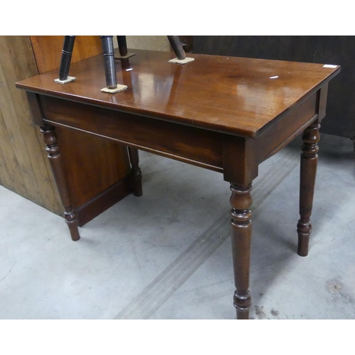 311 - Victorian Mahogany Side Table