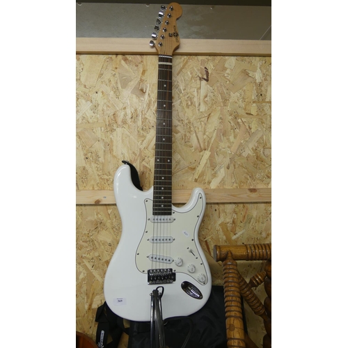 369 - Electric Guitar & Carry Case