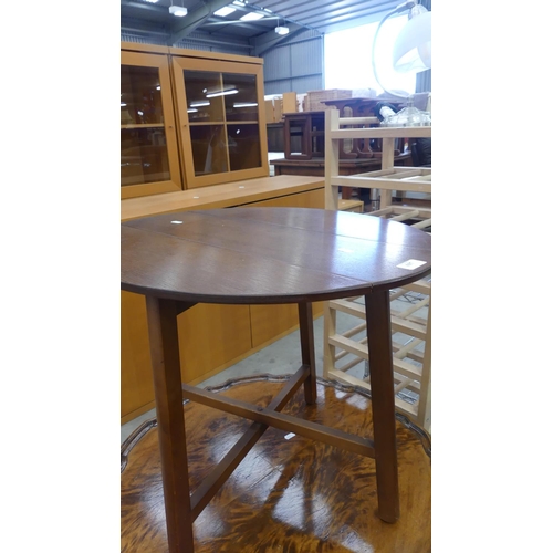 637 - Folding Occasional Table