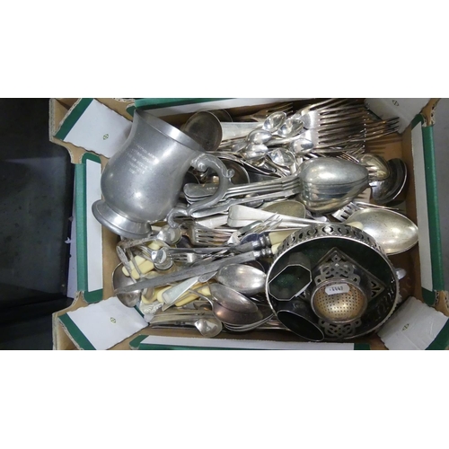 922 - Box - EP Flatware, Napkin Rings, Wine Coaster etc.