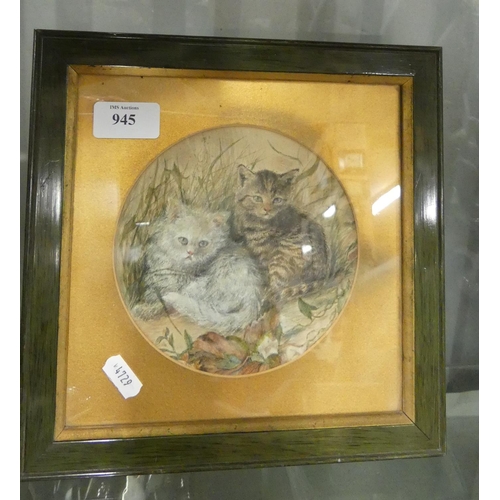 945 - Framed Watercolour - Study of Two Kittens, measuring approx 14cm in diameter.