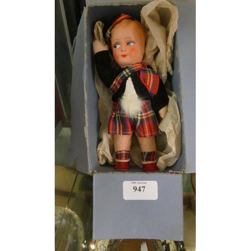 947 - Small Souvenir Doll - Scottish Highland Dress.