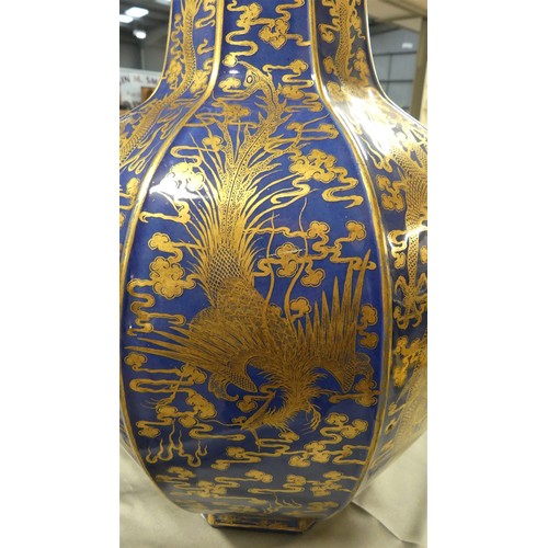 1176 - Very Substantial Antique Qianlong Chinese Porcelain Vase (1736-95) Octagonal globular form, the segm... 