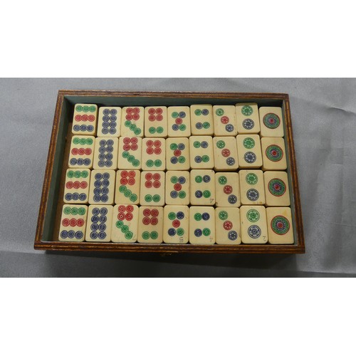 1272 - Mahjong Set in Wooden Case.