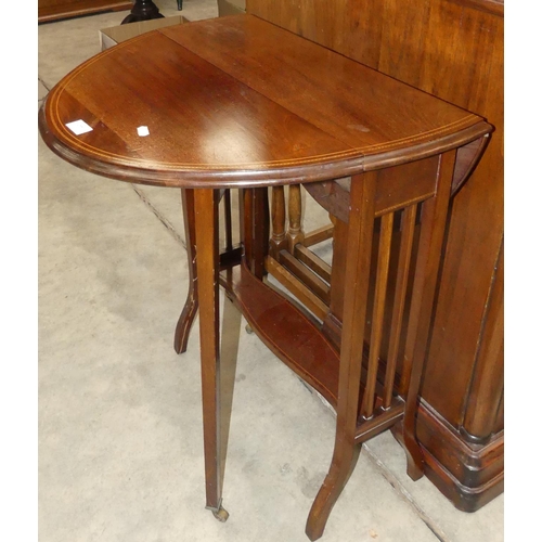 677 - Mahogany Gate Leg Table