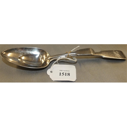 1518 - Two Georgian Silver Spoons, weighing approx 2.9oz troy.